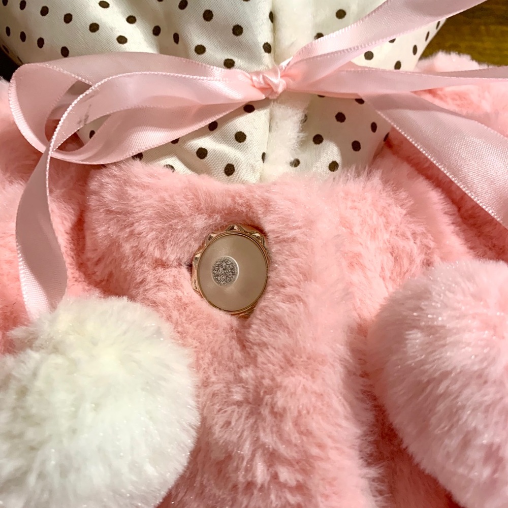 🎉HP🎉Gorgeous Pink&White Faux Fur Gem/Flower Coat - Picture 5 of 8